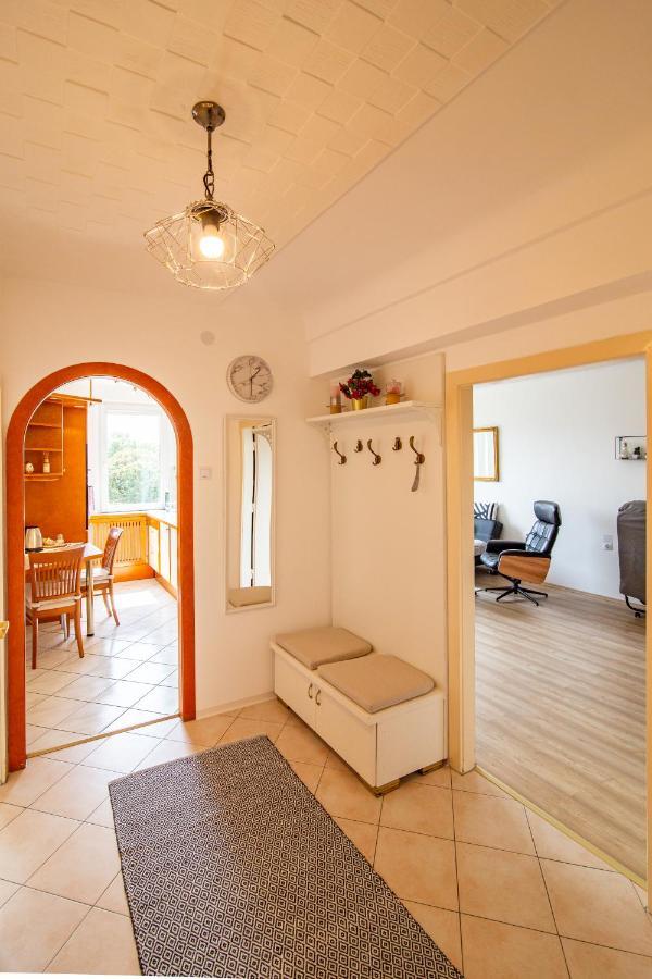 Apartment Rated - Ac, Wifi, 24h7days Self Check-in, Board Games, Netflix Wien