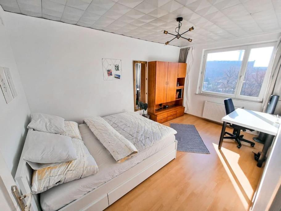 Rated - Ac, Wifi, 24h7days Self Check-in, Board Games, Netflix Apartment *